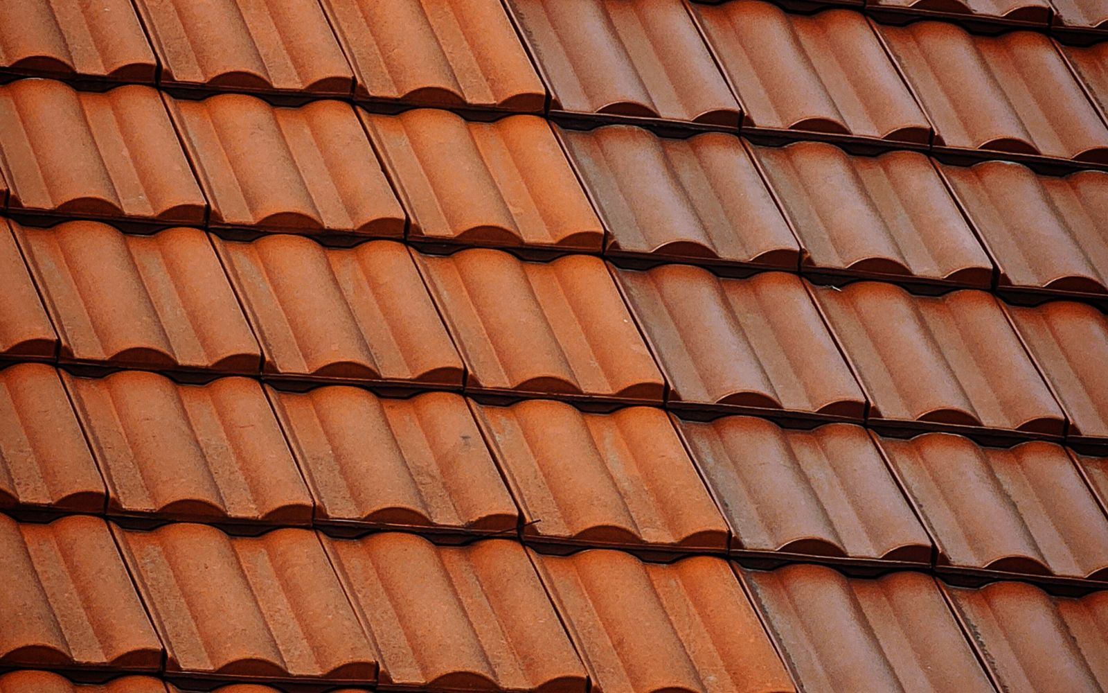 Détail d’une couverture posée par Accès Difficile LC